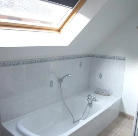 Chambres D'hotes Et Roulottes Le Clos Du Quesnay *