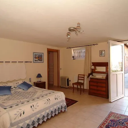 Chambres D'hotes Et Roulottes Le Clos Du Quesnay